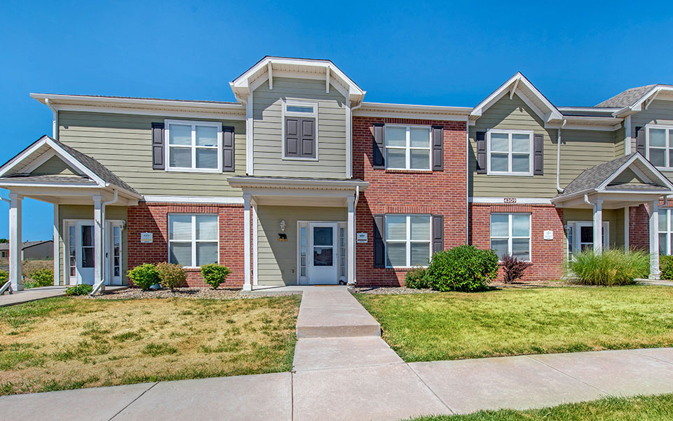*Fort Carson Family Homes* Apartments in Fort Carson, CO